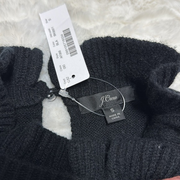 J. Crew Wool-blend Ruffleneck Sweater NWT Size Small - Picture 2 of 6